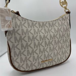 Michael Kors Kelsey Small Crossbody Vanilla